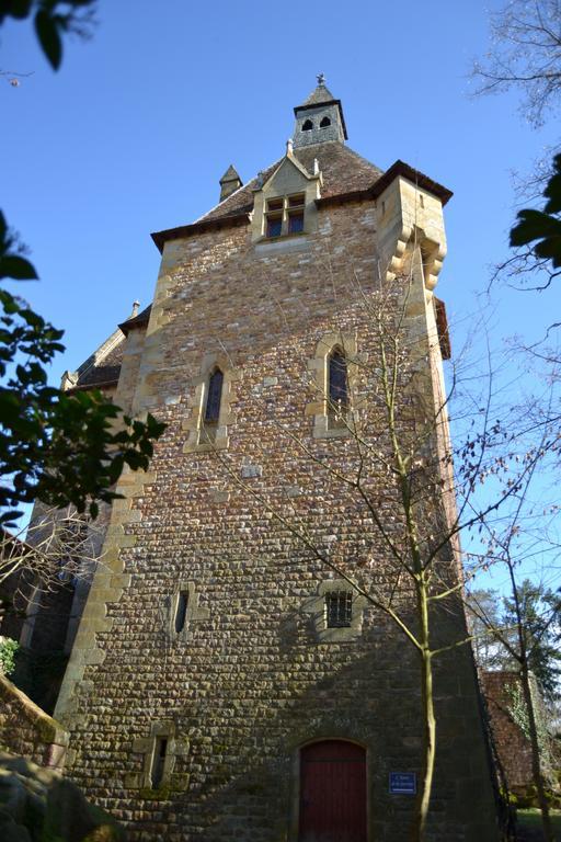 Chateau De Peufeilhoux Vallon-en-Sully Exterior foto